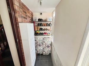 Porch- click for photo gallery